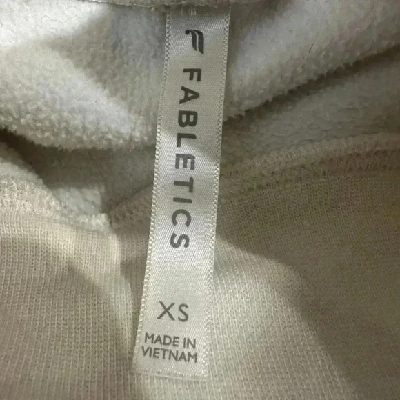 Fabletics Small Funnel Neck Sweater. Women’s Size XS. - Picture 5 of 6